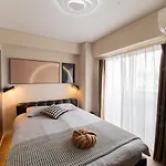 7全新装修套房3室2厅 新宿2站,Max 8P-Spacious,3Rooms Near Shinjuku