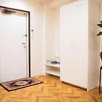 #5 3Stops To Shinjuku Station Stylish Spacious Studio Apartment