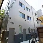 Aries Nishi-Shinjuku 302