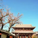 浅草駅から徒歩4分 Wi-Fi無料 成田羽田直行