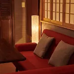組紐の間