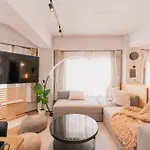 Eminaz Minami Otsuka 2F