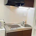 Ookubo! 大久保! 新宿步行距离! 精品新装公寓! 大久保车站步行7分钟! 干湿分离! 智能马桶! 高速无限制网路 201