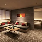 Premium Apart Monday Ginza East