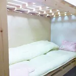 Tetris Guest House Jujo - Hostel