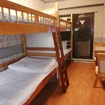 Family & Bakpak Tokyo Hostel