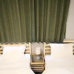 Uhome Shinokachimachi Apartment