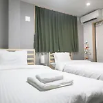 Uhome Shinokachimachi Apartment
