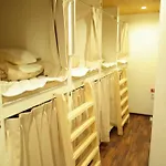 Bnb+ Shinjuku Castle - Hostel