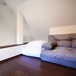 Yotsuya House
