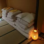Shinjuku Sky Capsule - Hostel