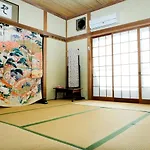 Hisayo\'S Inn