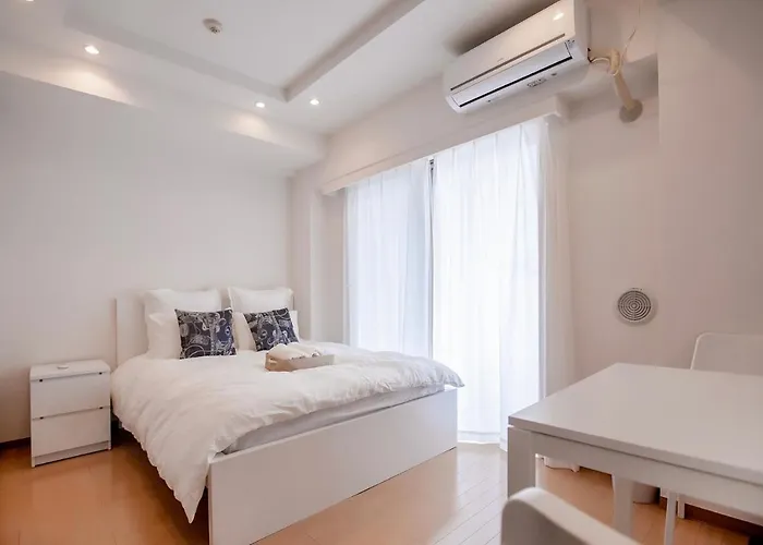 Shinjuku Serenity Studio-Q01C