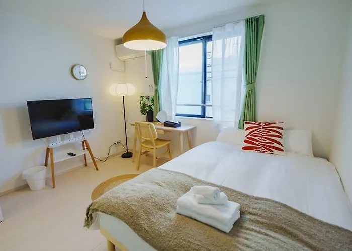 F Newly Renovated Hotel, Direct Access To Ueno, Asakusa, Disneyland, Airport