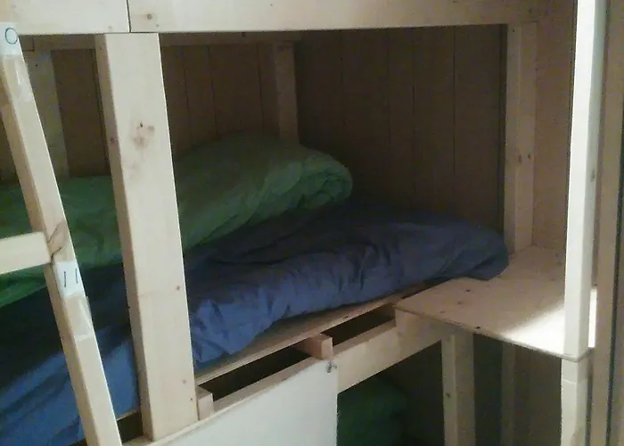 Tetris Guest House Jujo - Hostel