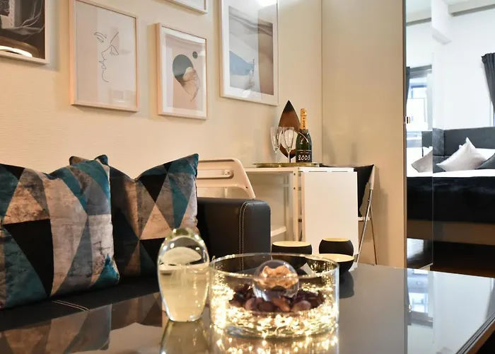 Charming Tokyo Apartment With Private Balcony