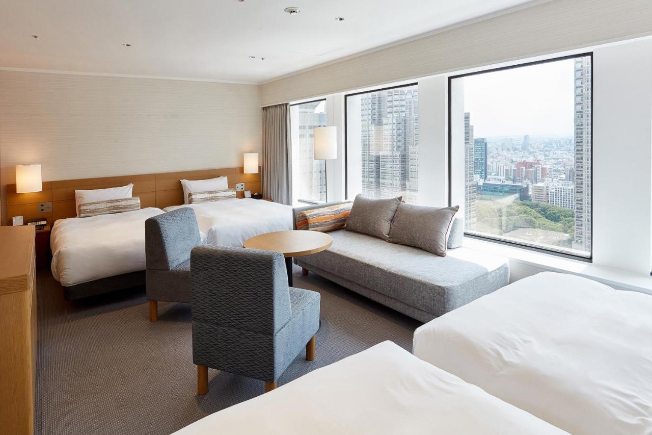 Keio Plaza Hotel 5*