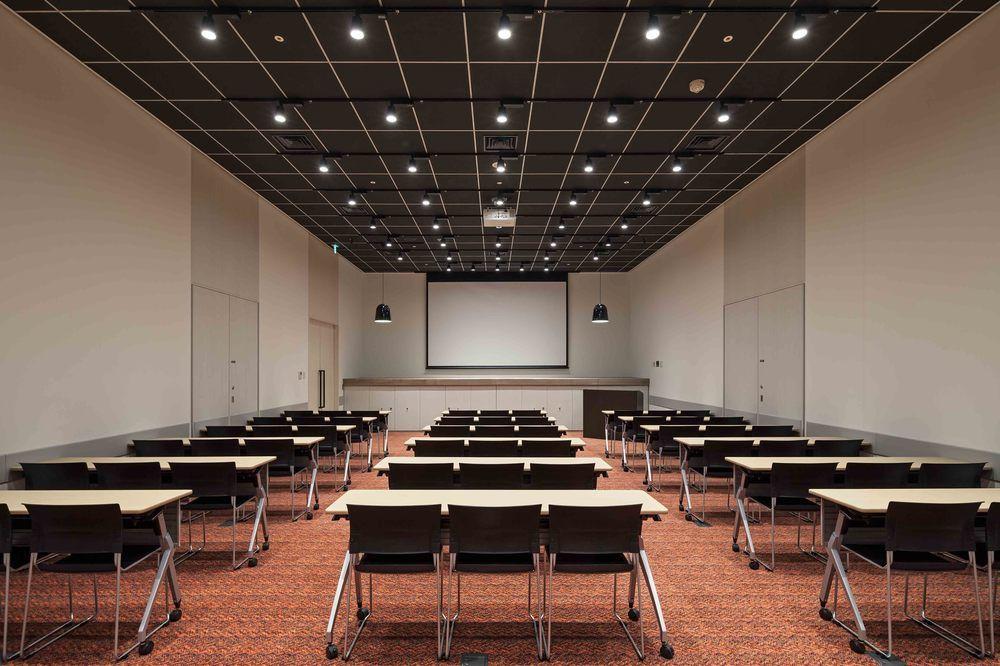 Courtyard By Marriott Station Tokyo