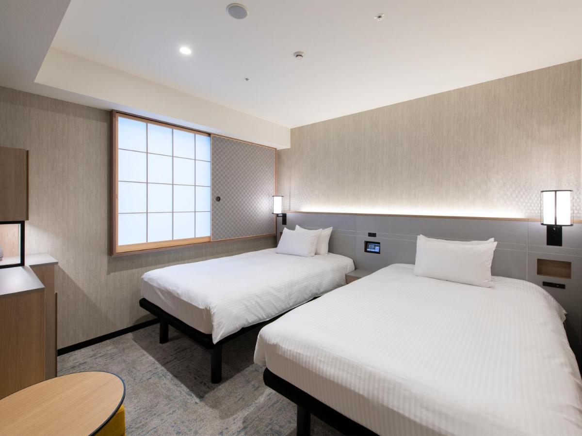Asakusa Tobu 3*