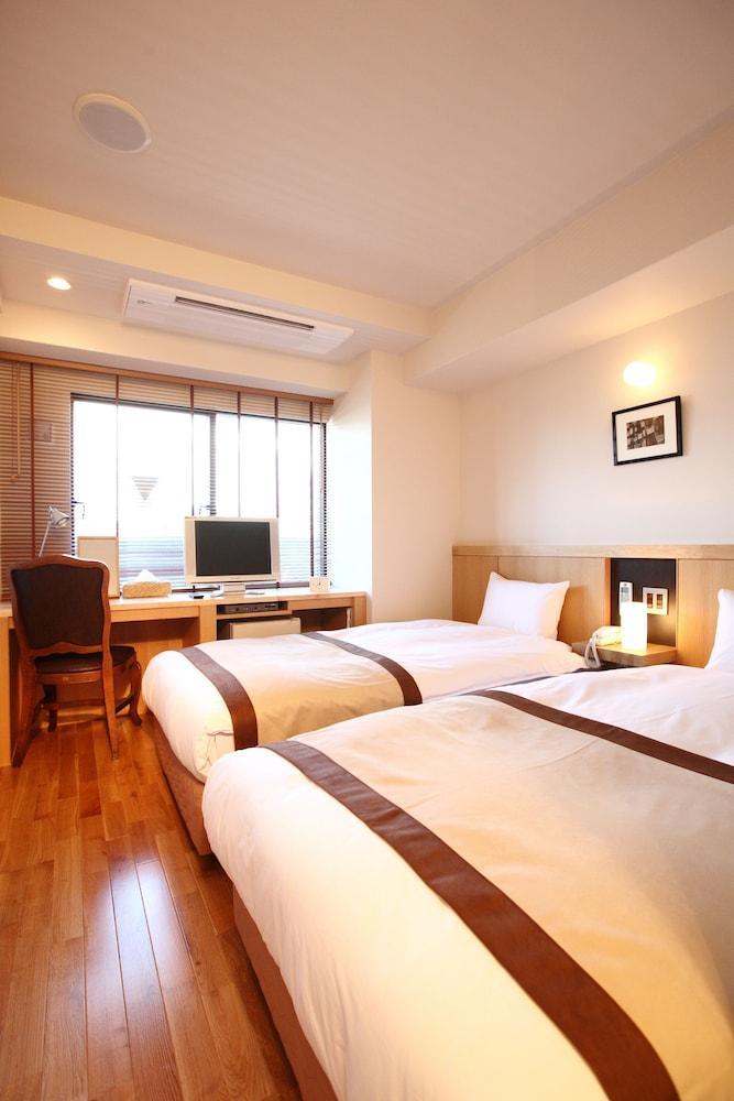 Sutton Place Ueno Hotel 3*