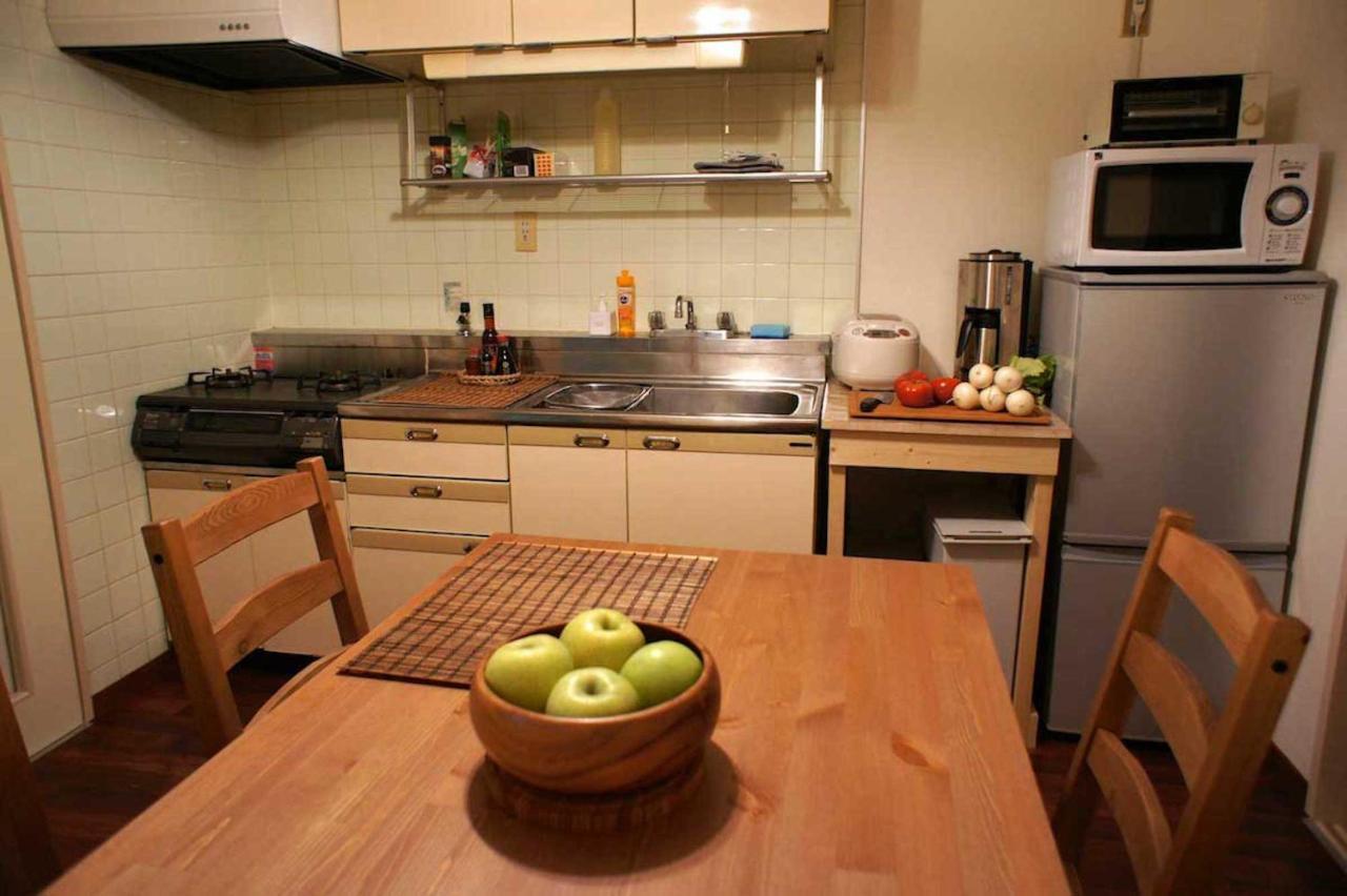 Apartment Nishi-ikebukuro 3 *