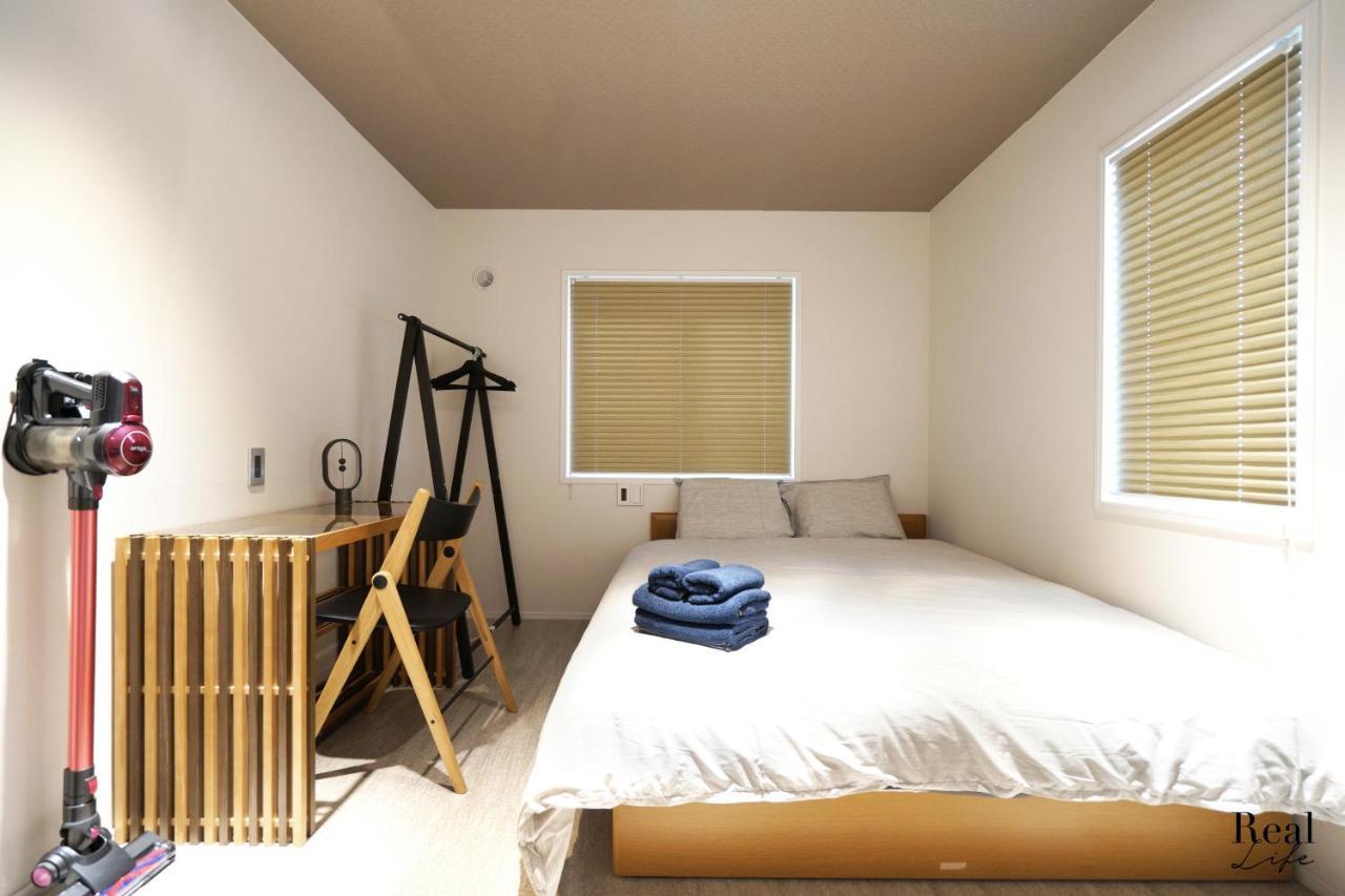 Real Life Aoyama Apartment
