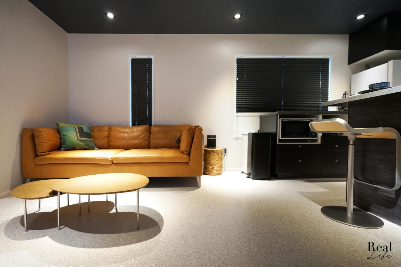 Real Life Aoyama Apartment