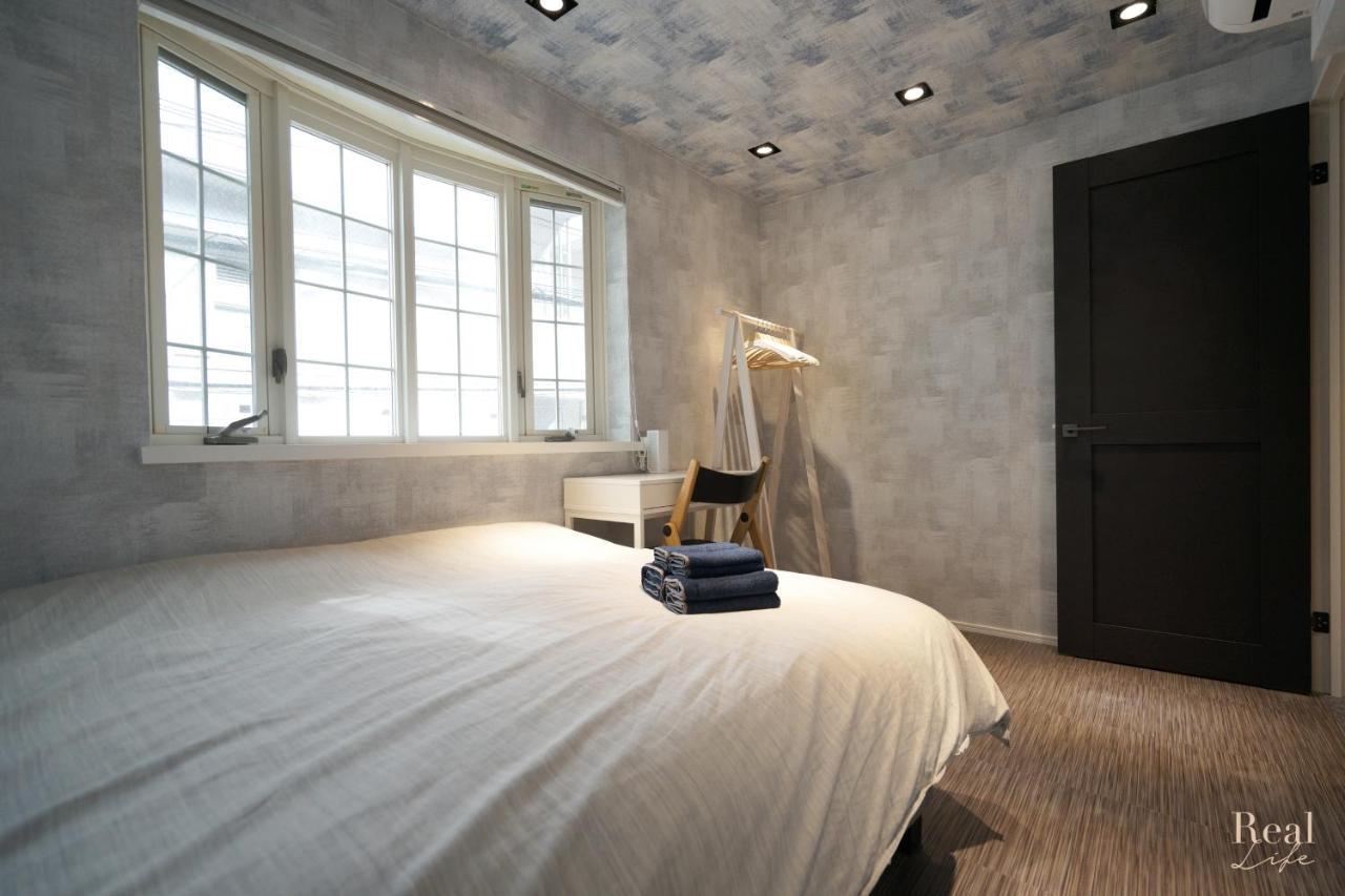 Real Life Aoyama Apartment