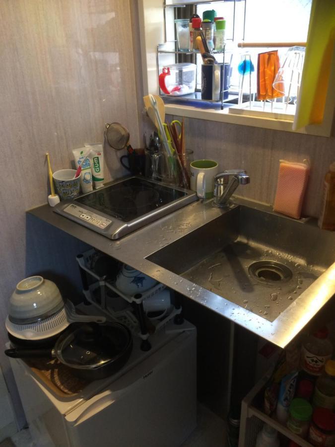 Shinjuku Apartment *