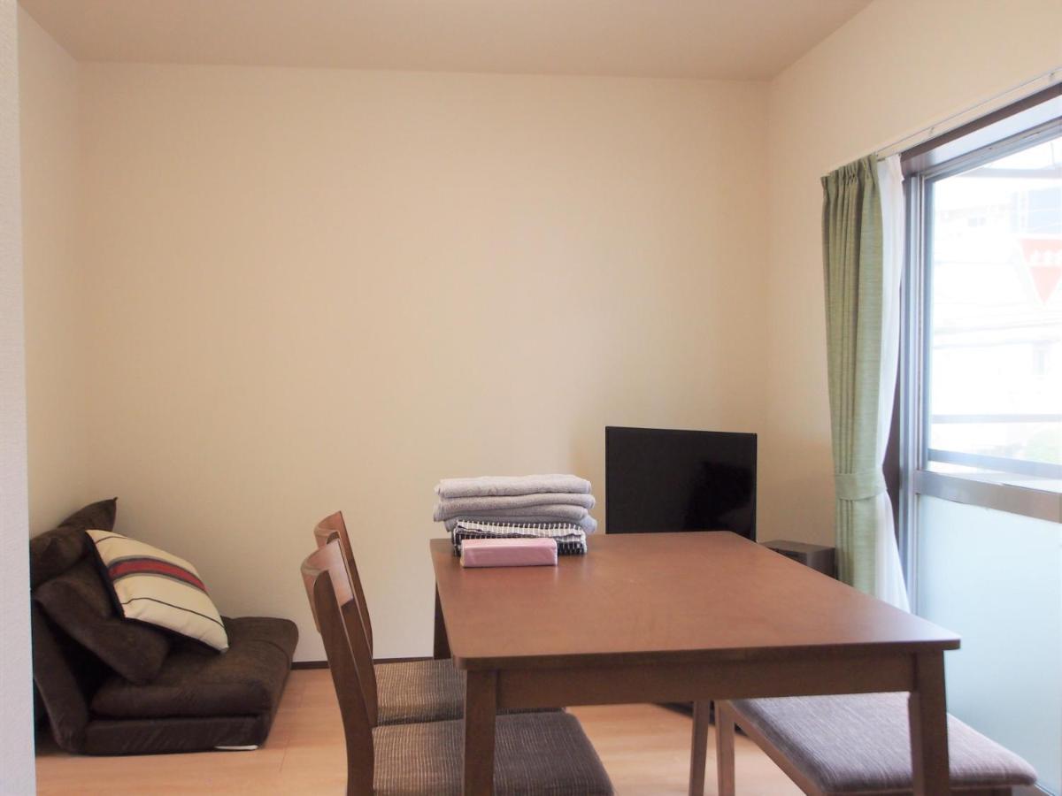 Apartment Tubaki House8go Tokyo
