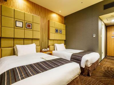 Sotetsu Fresa Higashi Shinjuku Hotel