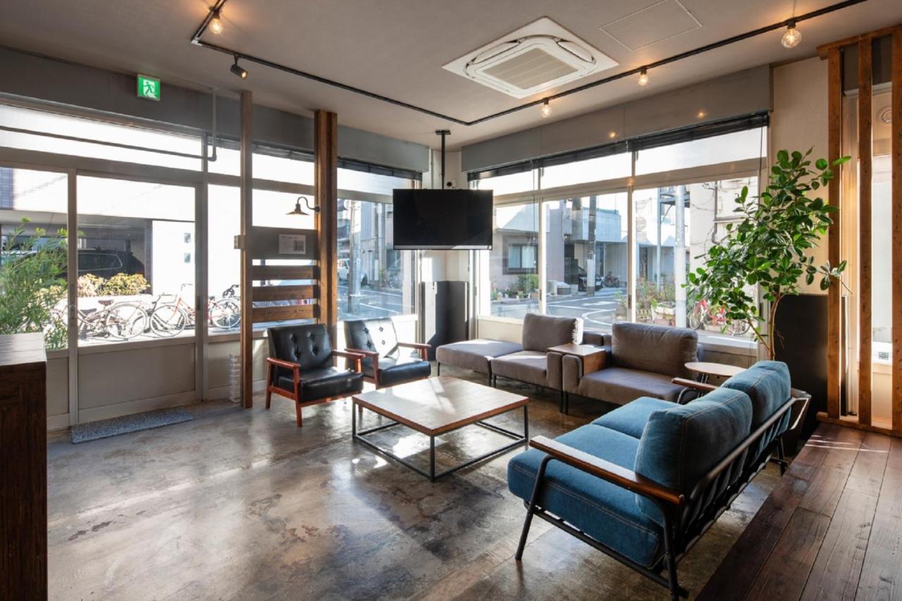 Mochida Hall 1f / Vacation 80337