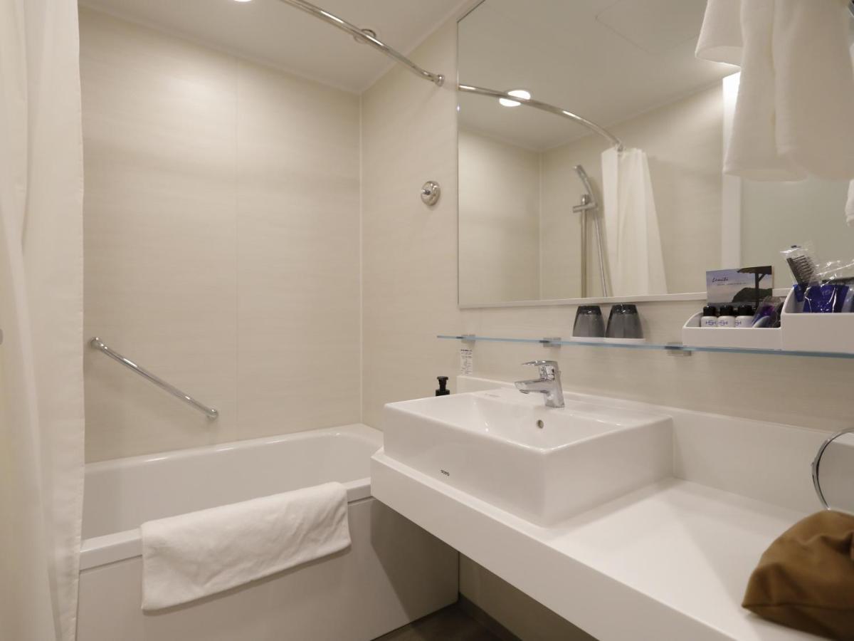Hotel Nihon Seinenkan 3*