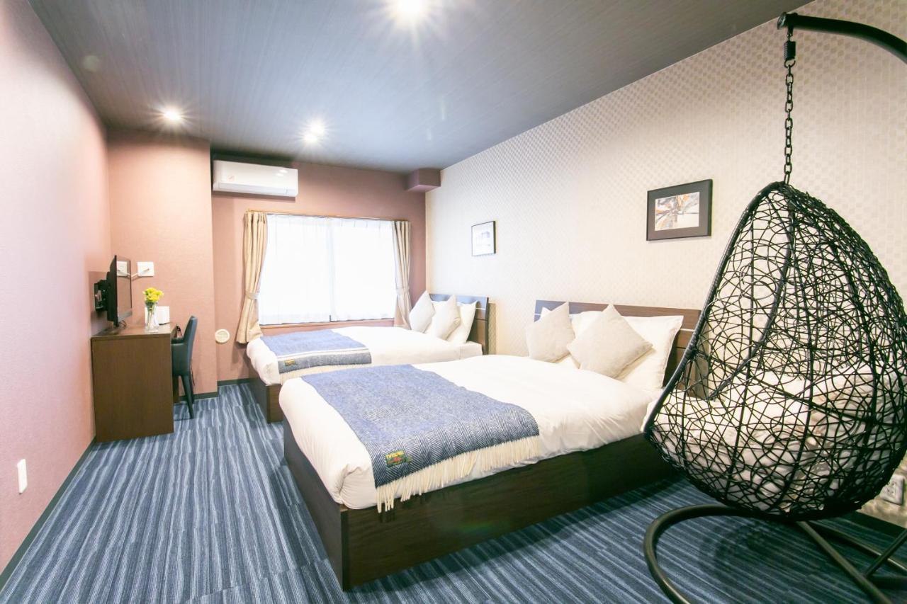 Playsis Asakusa Hotel 3*
