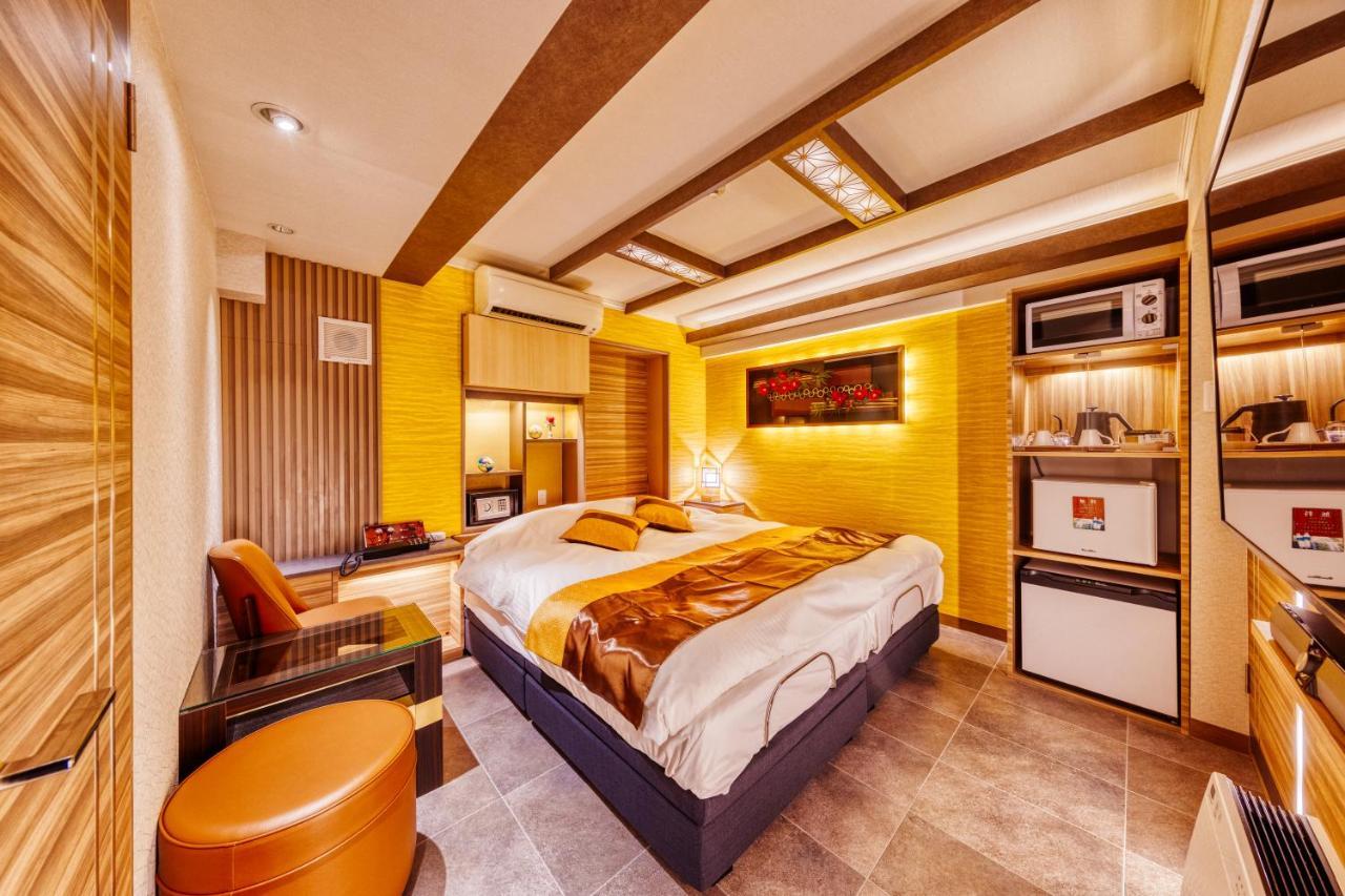 Lotus Shibuya (adults Only) 2*