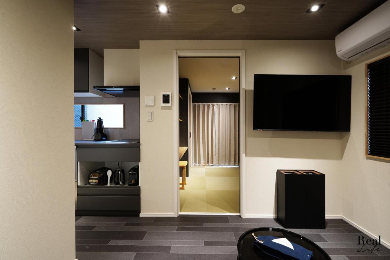 Real Life Sangenjaya Apartment