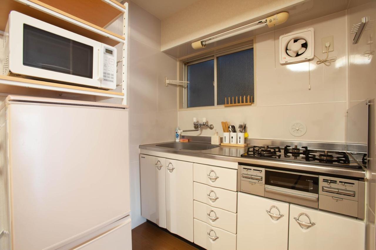 Hojo Building Apartment *