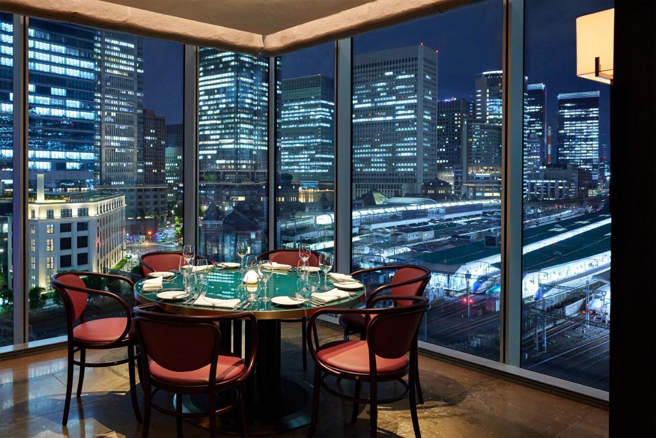Four Seasons At Marunouchi Hotel