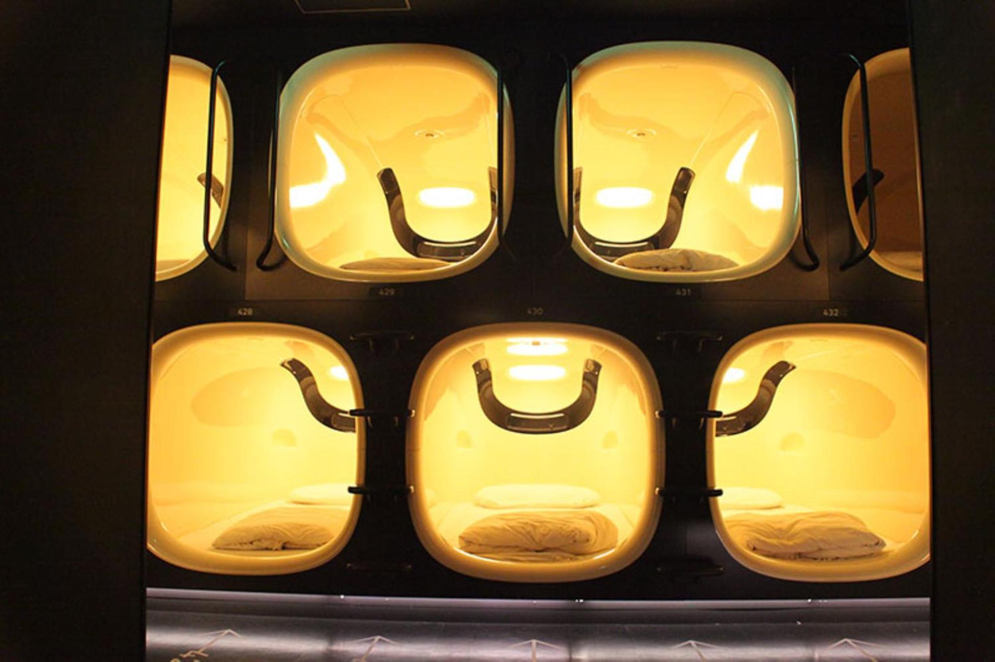Capsule hotel Rembrandt Shinjuku Shin-okubo Tokyo