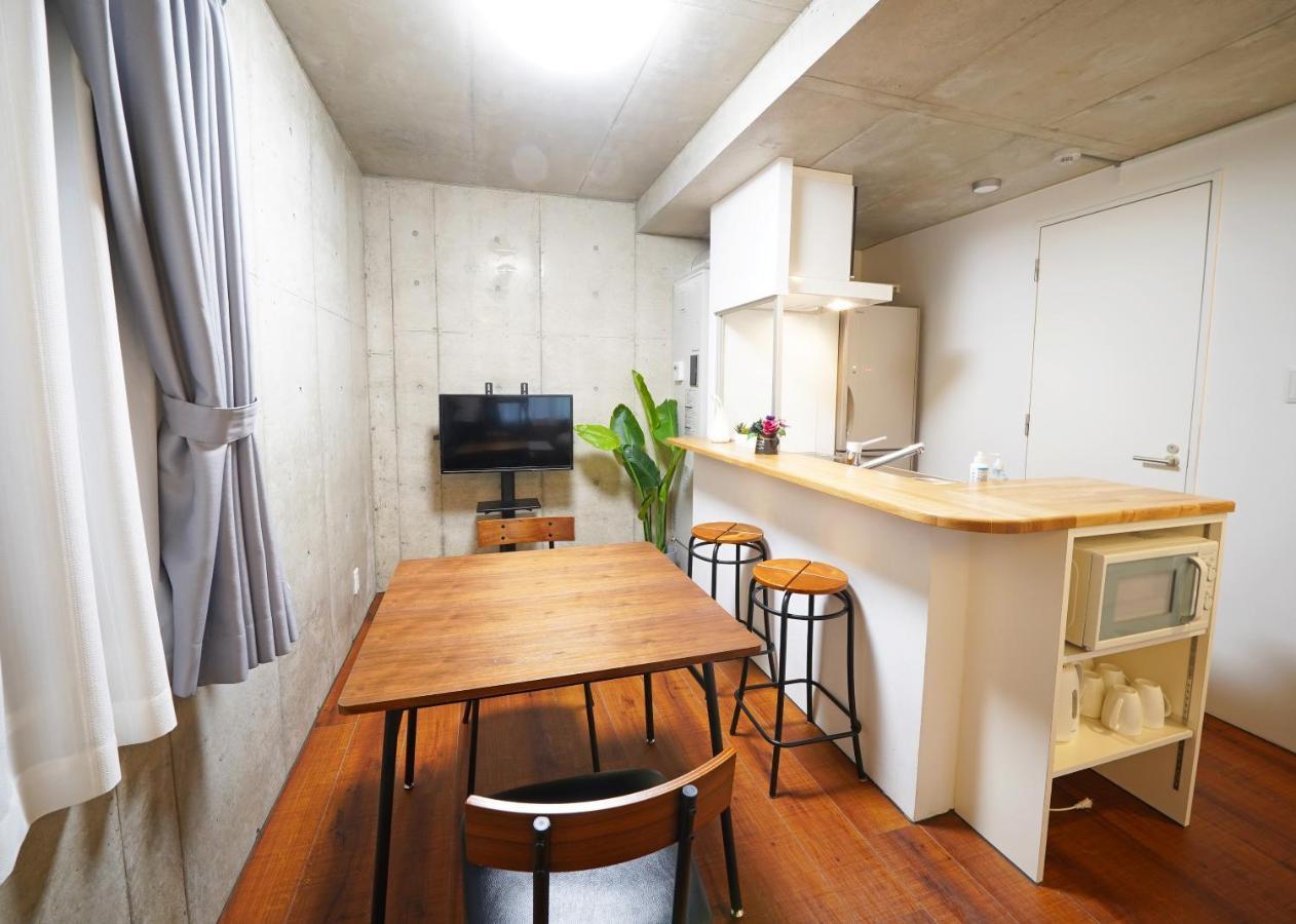 ラフィット御徒町 Apartment