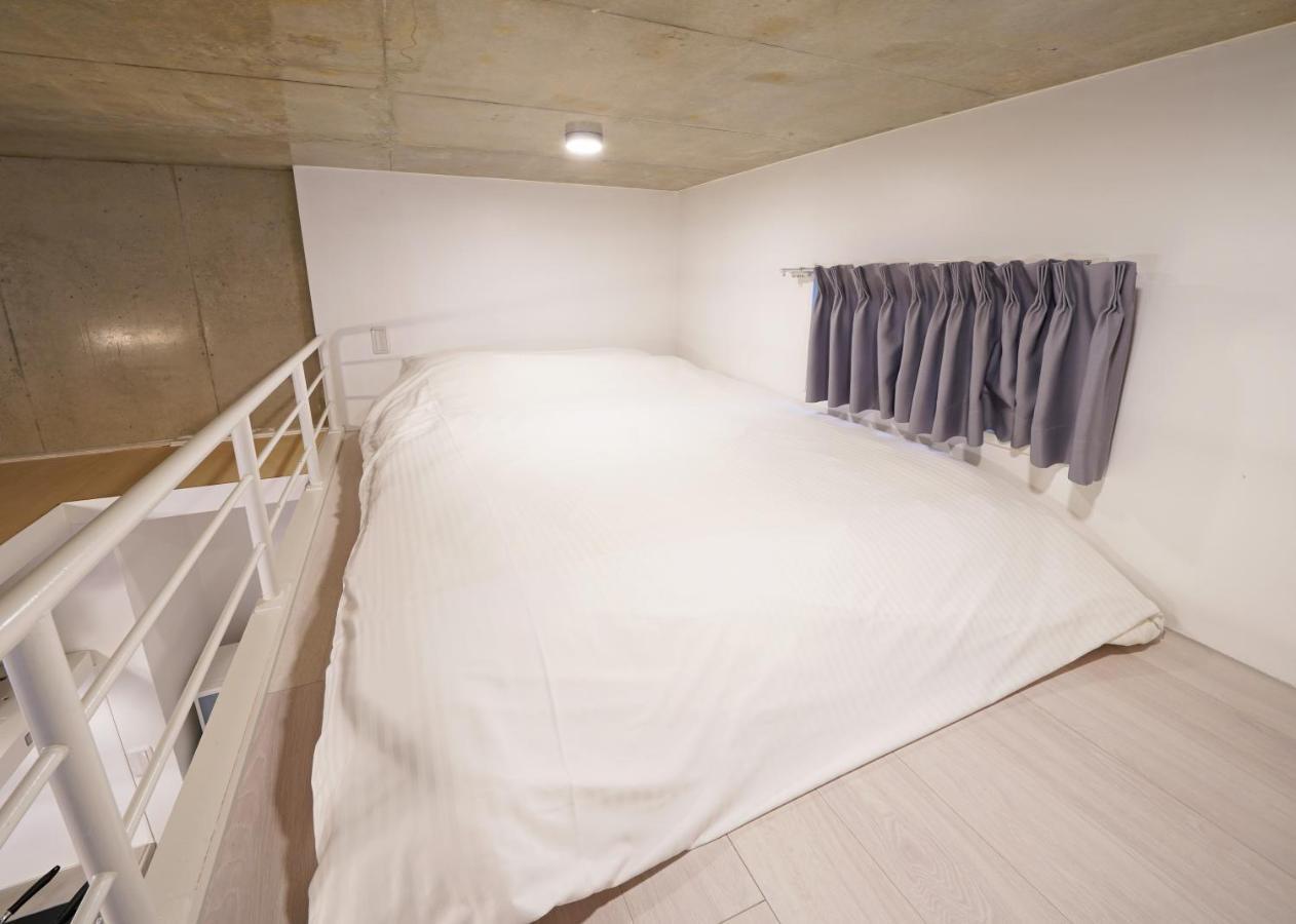 ラフィット御徒町 Apartment