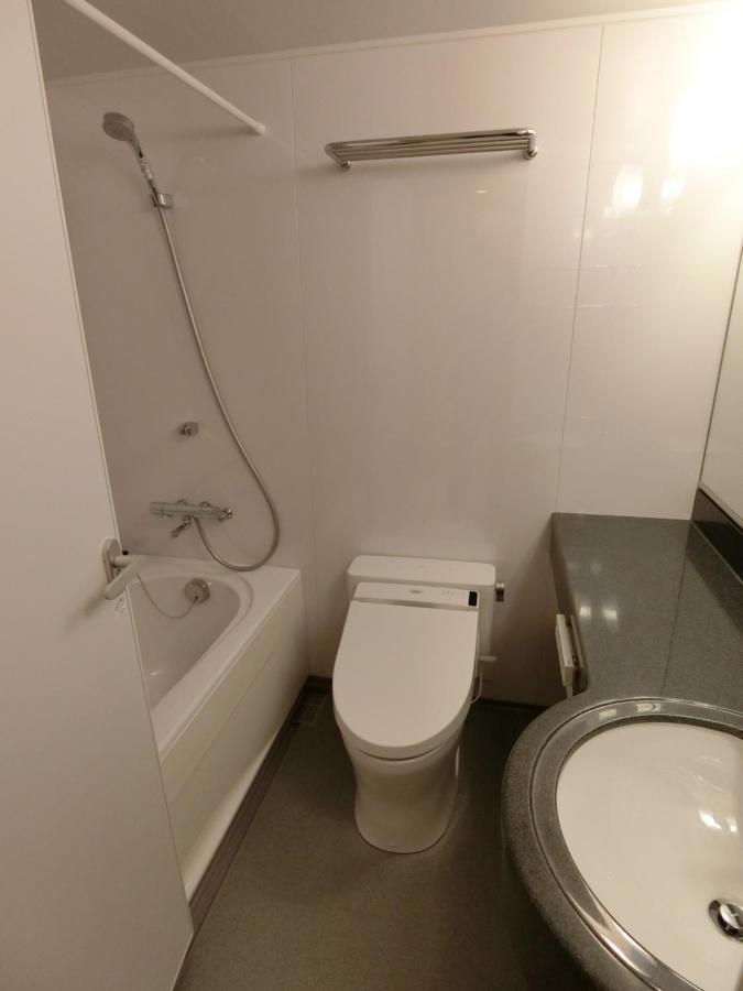 Nishi Shinjuku Apartment Tokyo