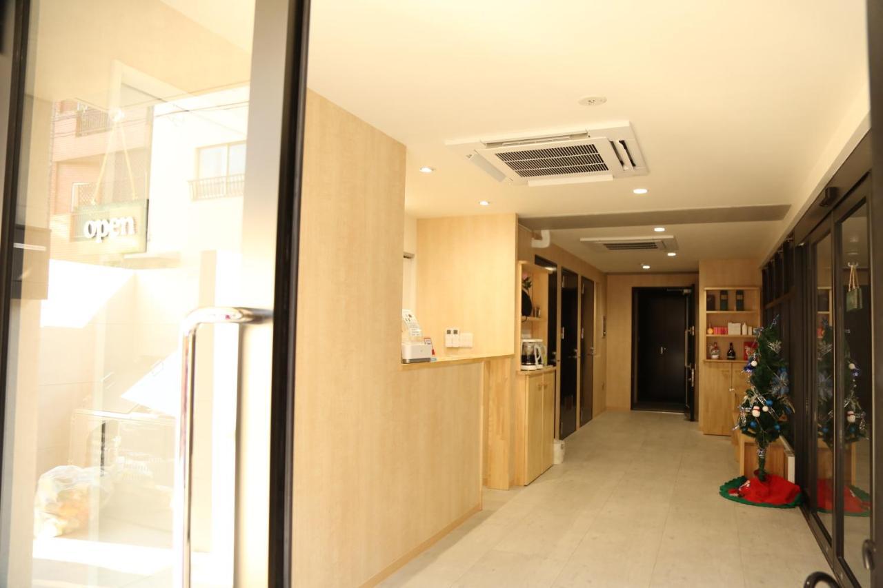 Yoshitsuki Kaku - Yoshitsuki 3* Tokyo