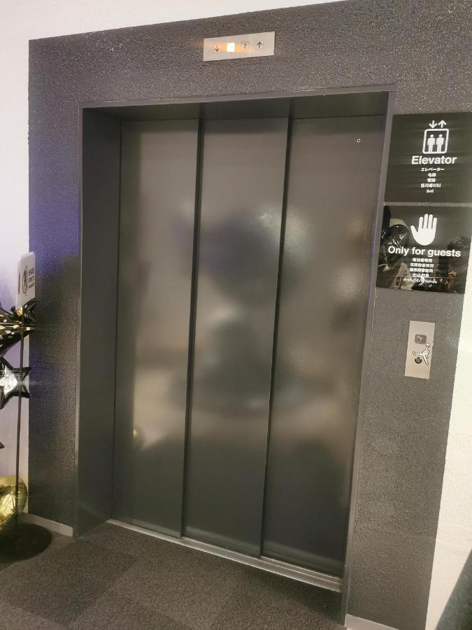 Moon Station Capsule hotel Tokyo