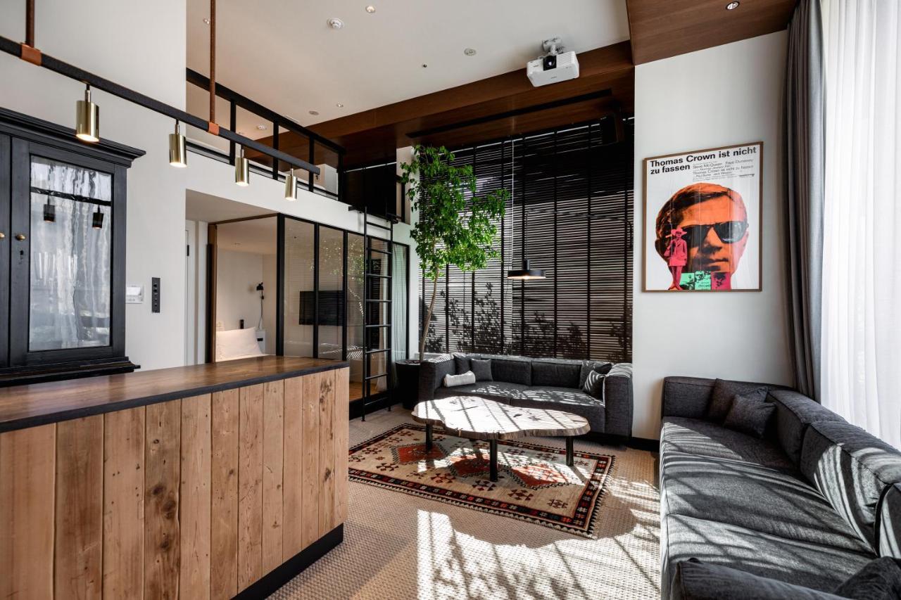 Trunkcat Street Hotel 5*
