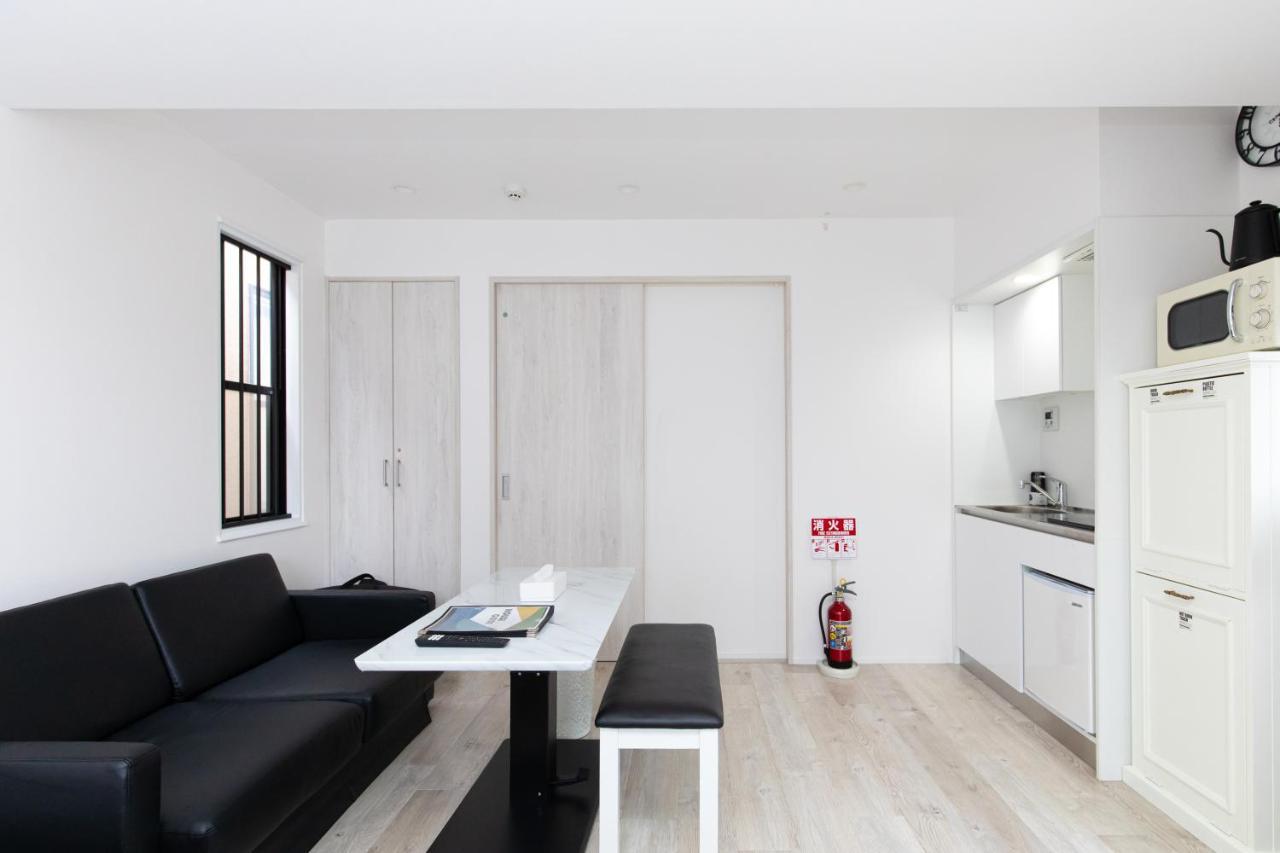Roppongi Apartment *