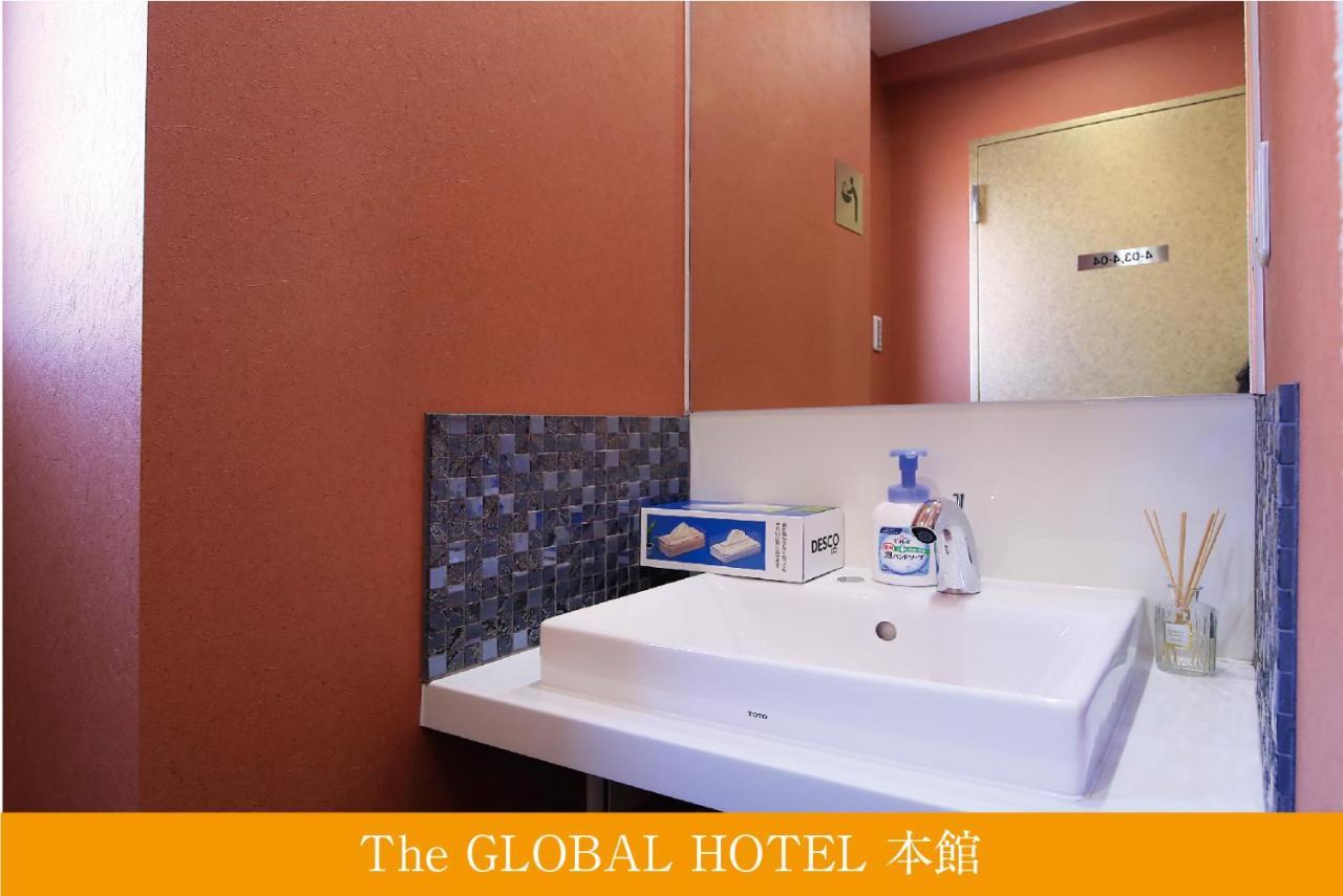 Capsule hotel The Global Tokyo