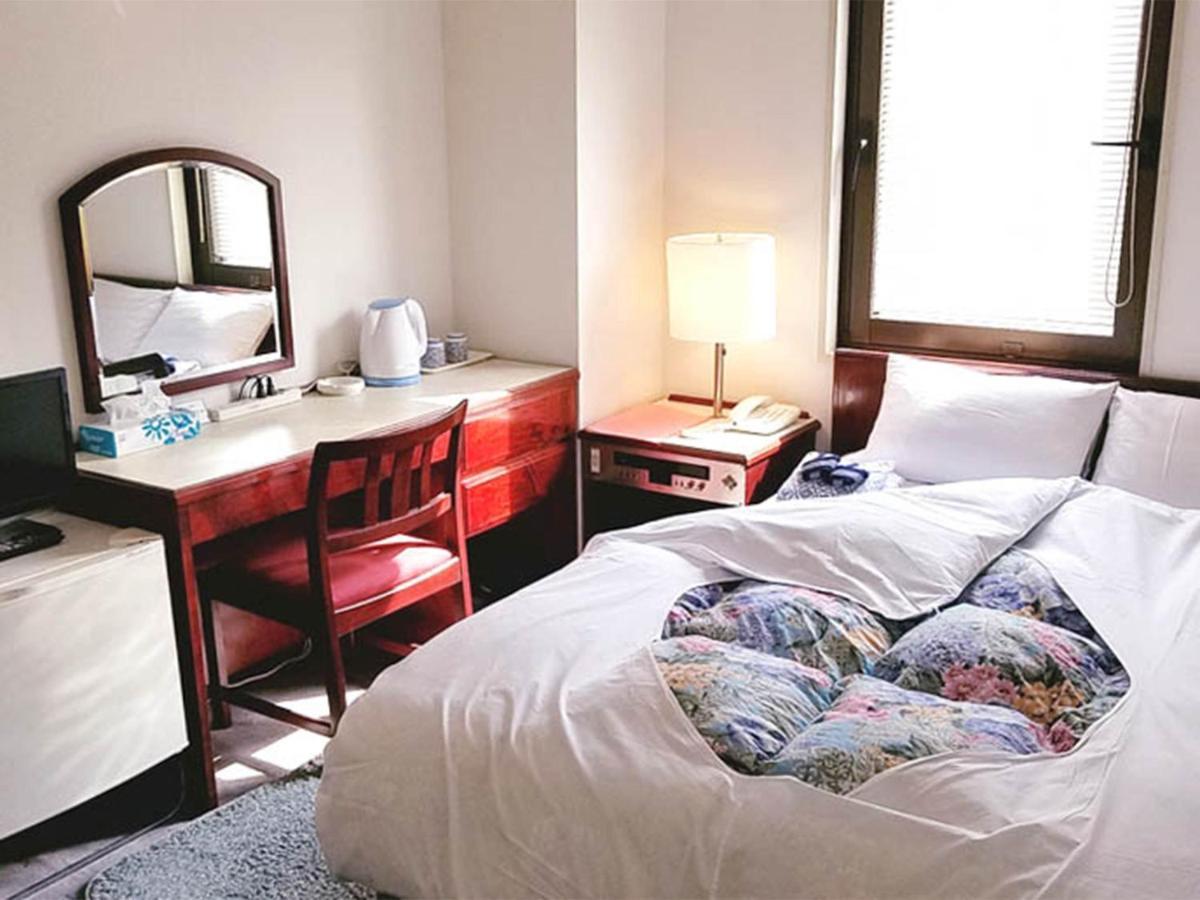 Hotel Neo Rouge 2*