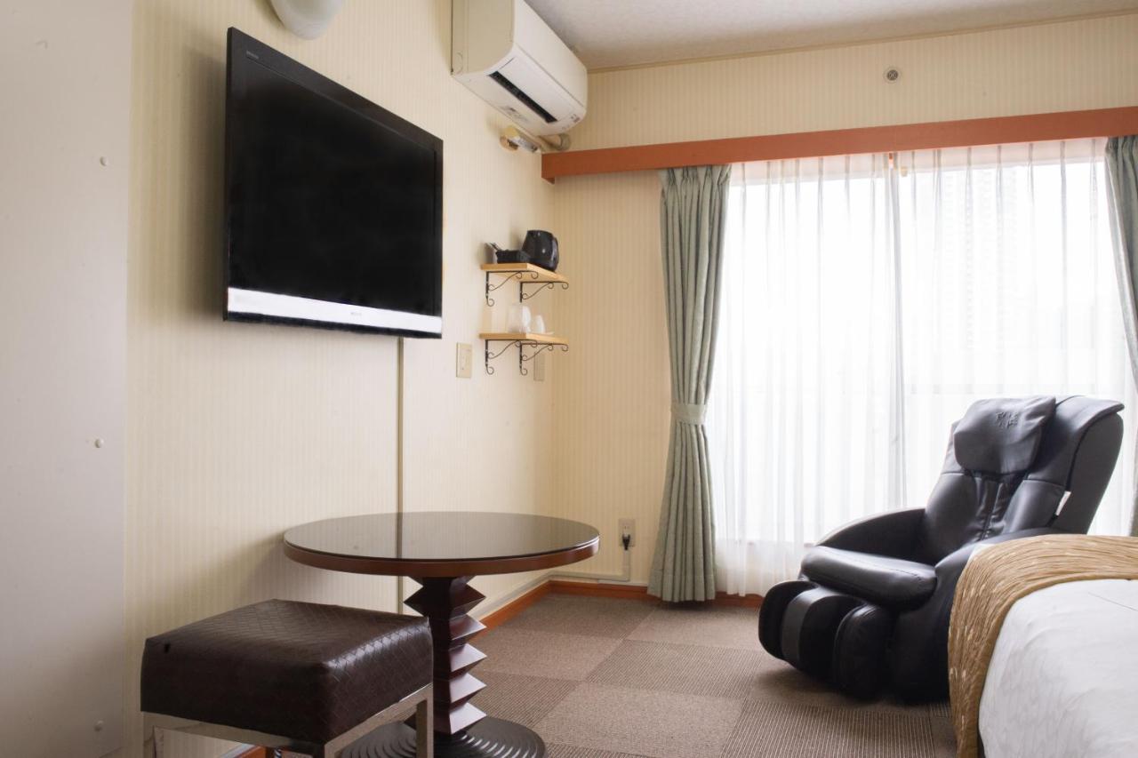Outlet Uenoekimae Hotel 2*