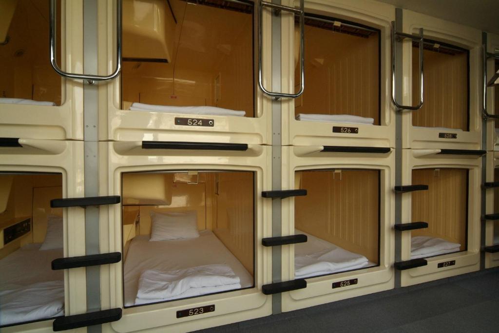 Capsule hotel Capsule & Sauna Ikebukuro Plaza *